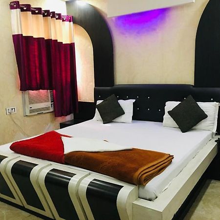 Hotel Natraj Szaszaram Kültér fotó