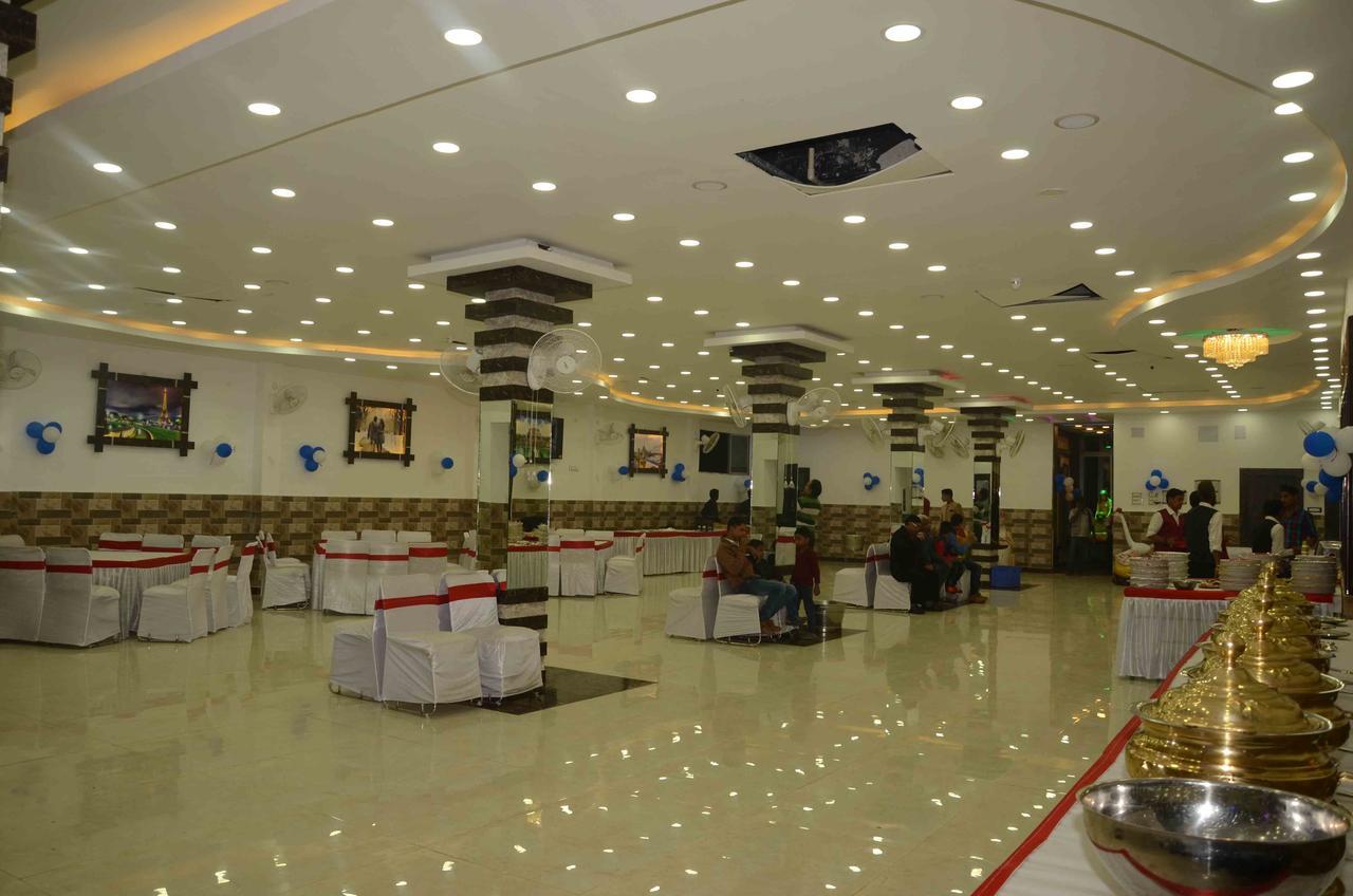 Hotel Natraj Szaszaram Kültér fotó